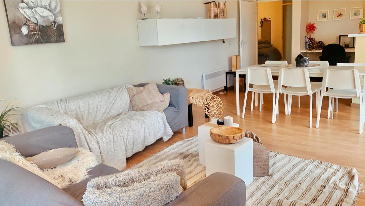 Ruim, Lichtrijk Appartement Met Groot Terras Uitstekend Gelegen In De Panne Exteriör bild