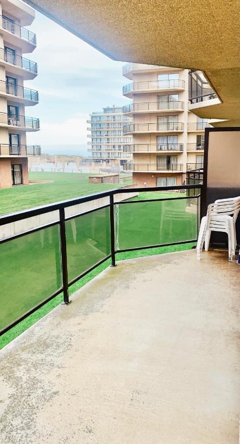 Ruim, Lichtrijk Appartement Met Groot Terras Uitstekend Gelegen In De Panne Exteriör bild